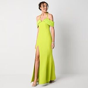 Johnny wujek Green Off-Shoulder Ruffled Slit Prom Dress size 5